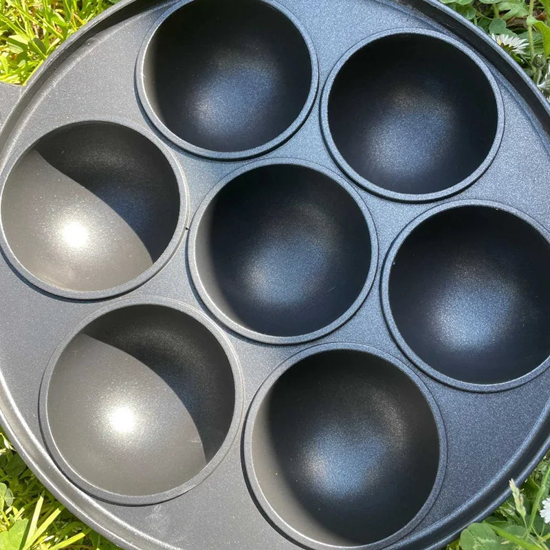 7 Hole Cooking Cake Pan Cast Iron Omelette Pan Non-Stick Cooking Pot